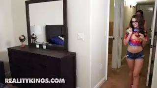 انمي هنتاي هيجان قضيب الولد الصغير