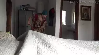 شقر ينك ديك اسود يملك زب حمار وتصرخ من زب كبير اسود