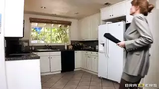 خيال الجنس الخشن الجامح للمرأة العاملة