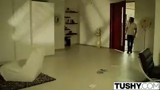 فتاة كاميرا كبيرة الصدر دردشة مباشرة إكس إكس إكس