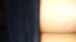 خلسة إكس إكس إكس: نيك مؤخرة فتاة نائمة والاستمناء حتى قذف هائل