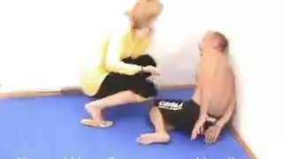 سافيناز تمارس الجنس الشرجي والمهبلي المزدوج