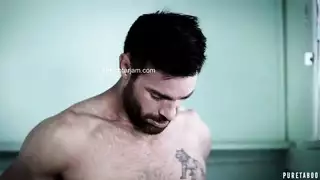 المرة الأولى للتلميذة قذف الأستاذ داخل فرجها