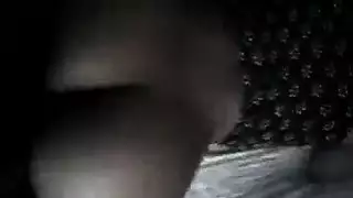 مشهد إباحي: عربية ذات فرج مثالي وثديين كبيرين