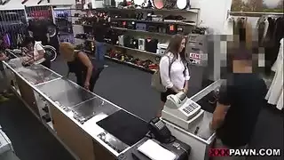 أرشيف أفلام إباحية صريحة لشخصية دينية جزائرية