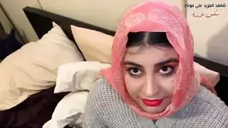 محجبة ومطلقة: فيلم إباحي طويل لمص قاسي