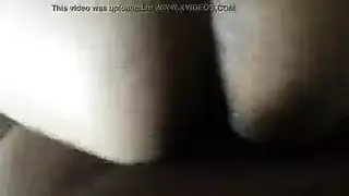 ضرب عنف طيزها