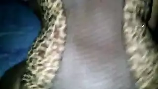 إباحية صعبة: قضيب كبير يضرب مؤخرة مكسيكية ضيقة