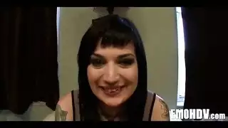 تدريب عاهات السجن: غانغبانغ قاسي في زنزانة فرنسية