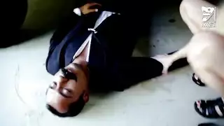 عاهرة شقراء في جماع جماعي فرنسي مع عضوات كبيرة