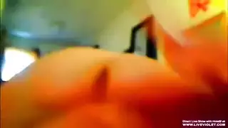 سحاقيات سمراء يستخدمن حزام اصطناعي مع هاويات