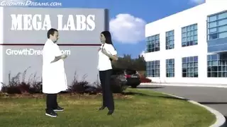 علاج إكس إكس إكس: نائب الرئيس المذعن يعبد قضيبي الضخم