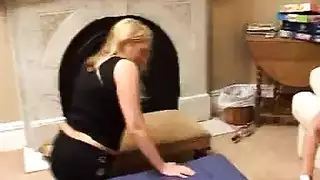 تجمع إباحي فاخر في منزل المزرعة: يتطلب دخولاً حصرياً