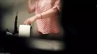 كاميرا خفية تلتقط جنس جامح مع غريبة مغرية