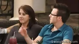 ابنه ينك مرت ابيه وصديقتها بغياب