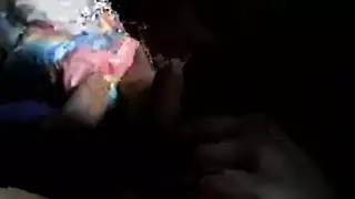 الشاب الممتلئ يتوق لفم مليء بالسائل المنوي