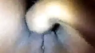 إليزا تستسلم للحم مديرها الضخم في المكتب