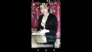 عاهرة مراهقة تحب حفلة جنس جماعي خشنة