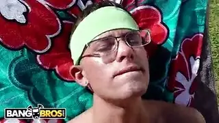 مضاجعة شركة: سكرتيرة وقحة تمتلئ في العمل