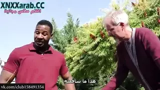 شقراء مثيرة تخون عجوزًا مع عشيق رياضي