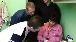 نجمات البورنو الأم الروسية في فيديو إيلاج مزدوج مكثف