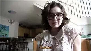 درس إباحي: أخوات تستكشفان أجساد بعضهما