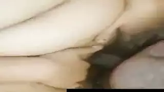 عاهرة الدش: شيري المعدمة في فعل عاري منفرد