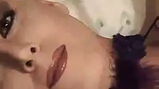 قضيب الرجل الناضج محبوس ومُستغل في خيال إباحي