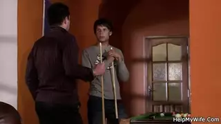 سكس لزم زوجته مع صديقه