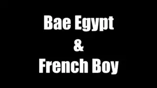 جنس قاسي لشاب فرنسي مع عاهرة مصرية ضئيلة وممتلئة