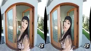 فيلم إباحي غامر: احتفال ثنائي جامح بالجنس في الواقع الافتراضي