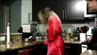 شهوة محرمة: زوجة الأب والابن الإباحي