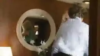 حركة مص ثدي مثير مع أثداء ضخمة