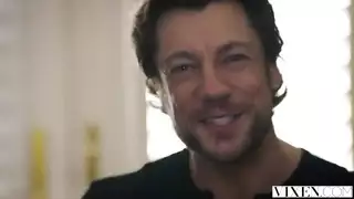 نيك أمريكي ساخن يهتك منحنيات مايا خليفة اللبنانية