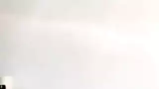 لبوه اوى سمرا وهايجه من اسوان كسها مولع بتريحه بطريقتها