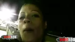 من الشارع إلى الأسرّة: جميلة عربية فرنسية تمص وتنيك مقابل المال