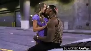 نيك عرقي مكثف مع قضيب أسود ضخم