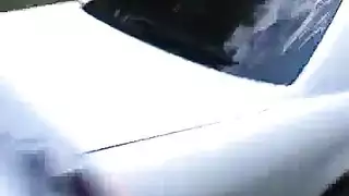 نيك فرنسي في الغابة: حركة سيارة بكاميرا خفية وجنس فموي