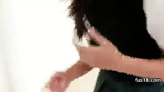 عاهرة مغرية تستعد لجلسة نيك إكس إكس إكس