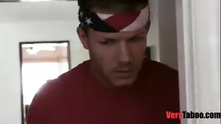 تبادل عائلي جامح: جنس جماعي مع الشقيقات والزوجات