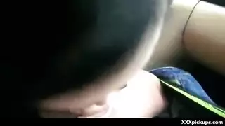 صديقة مشتركة هاردكور: شابان يضاجعان فتاة مثيرة