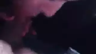 أفلام إباحية أجنبية خارجة: غير خاضعة للرقابة وصريحة