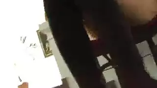 ميلف إيطالية تأخذ قضيبين في طيزها