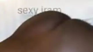 مغنية مصرية بمؤخرة كريمية ترقص عارية في إباحية صريحة