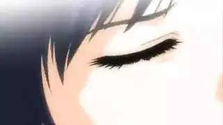 شقراء شعرها طويل وعيونها واسعه