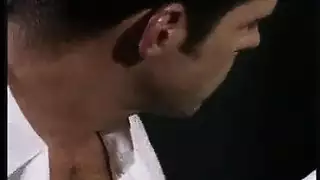 فيديو إباحي لأرداف وثدي أفغانية كبيرة