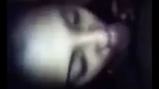 احتفال متردد ينتهي بقذف داخلي من عشيق شهواني