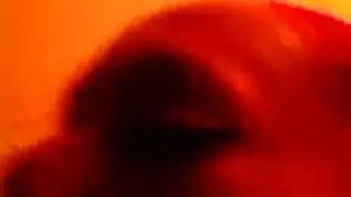 فريق الجنوب الإباحي يتناوبون على عاهرة