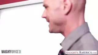 ميلف تستحم بكاميرا خفية فيديو جنس صريح