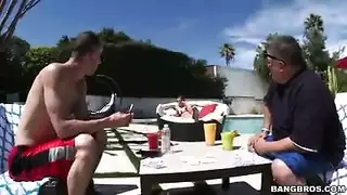 الدهون ناضجة متعرج مقلاع